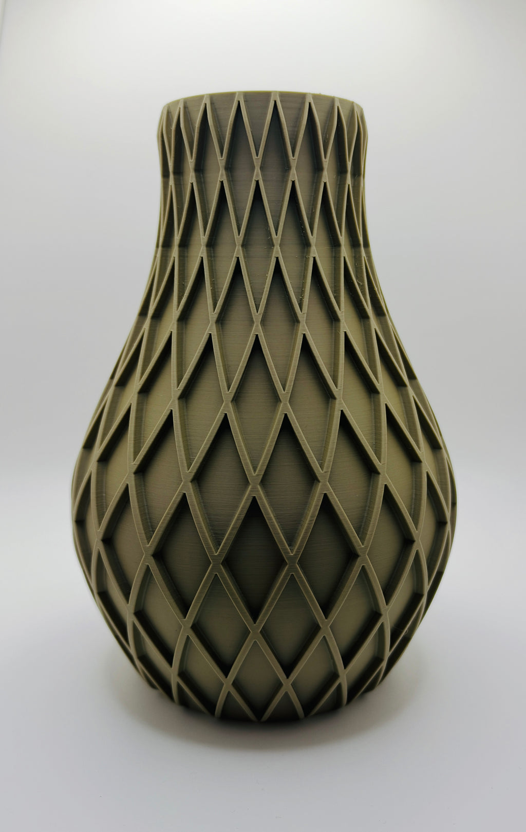 Vase mit Rautenmuster