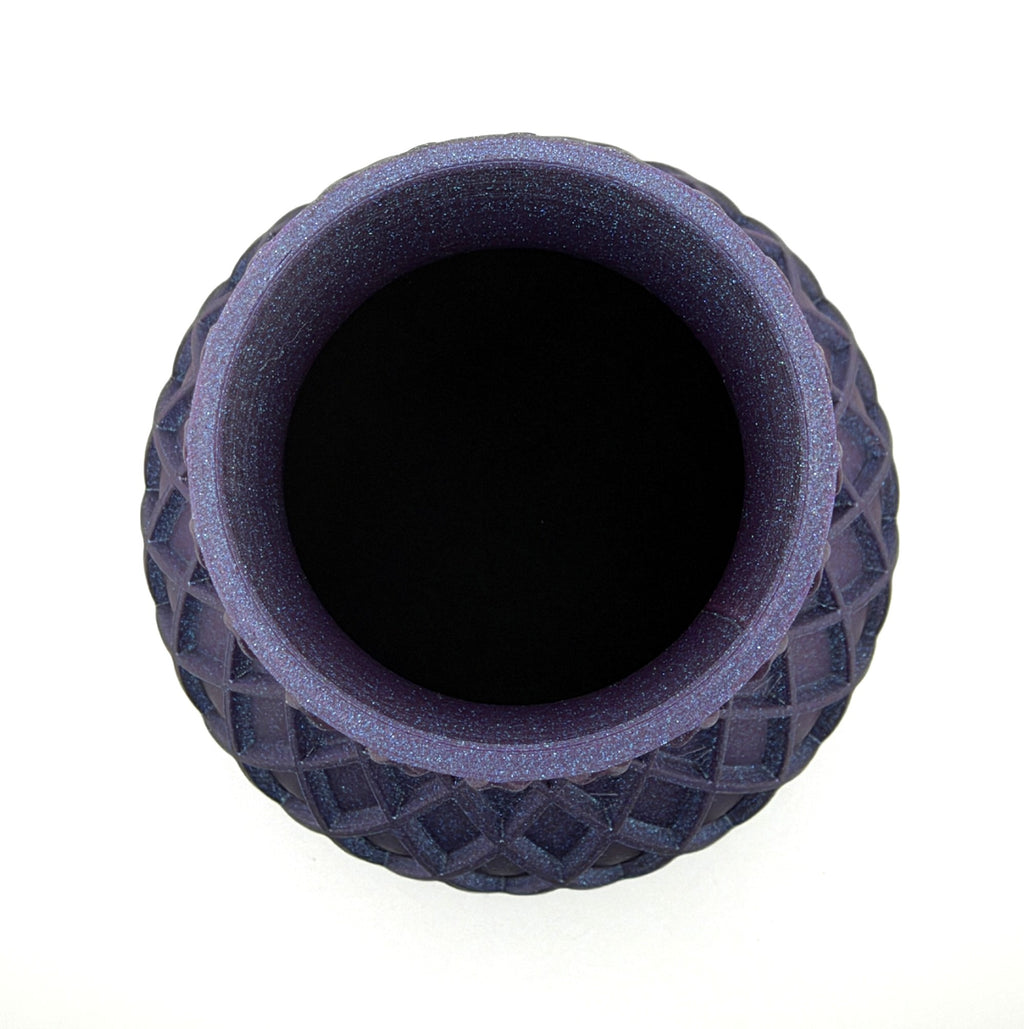 Vase mit Rautenmuster